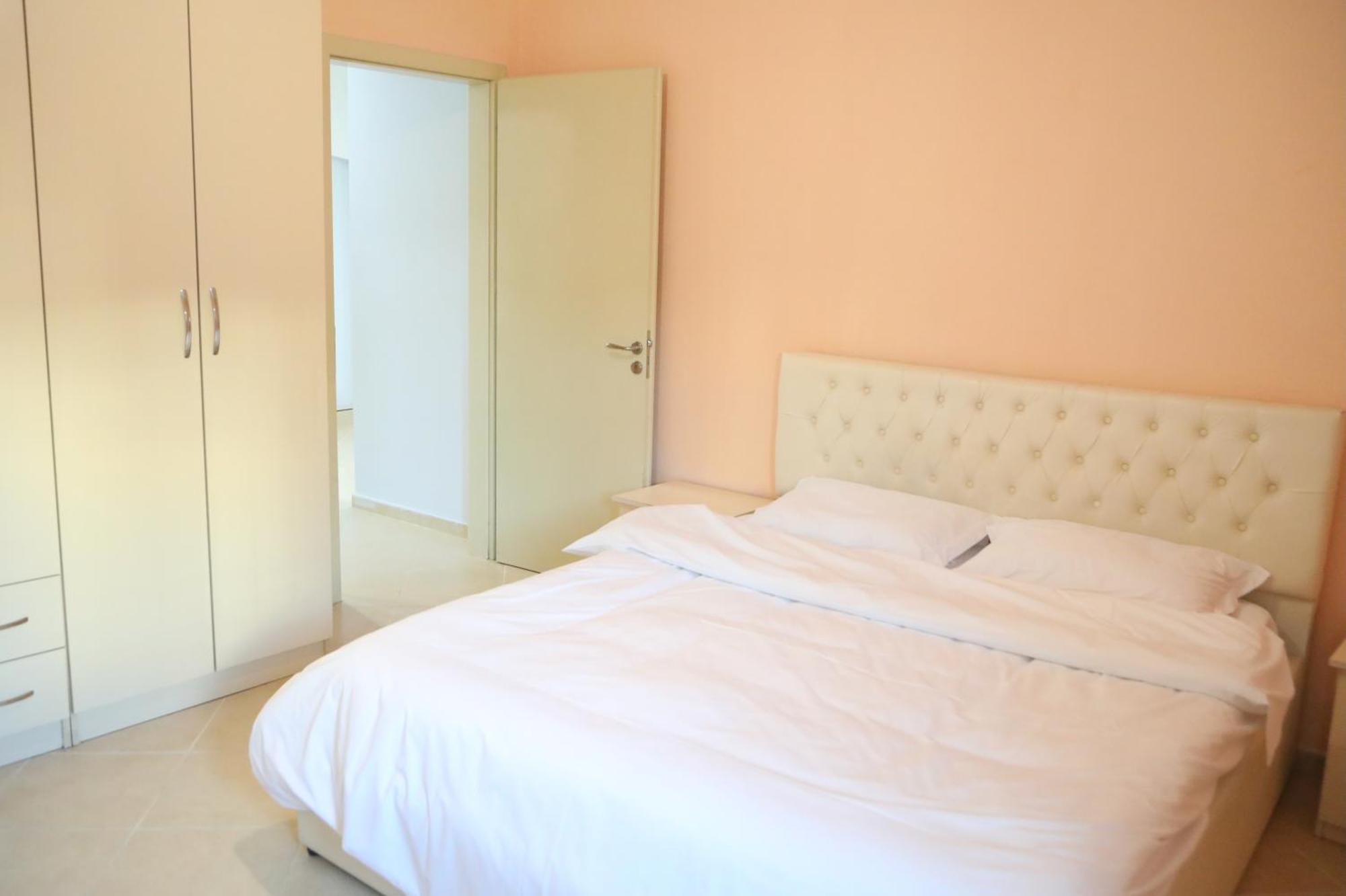 The Bllok Spot Appartement Tirana